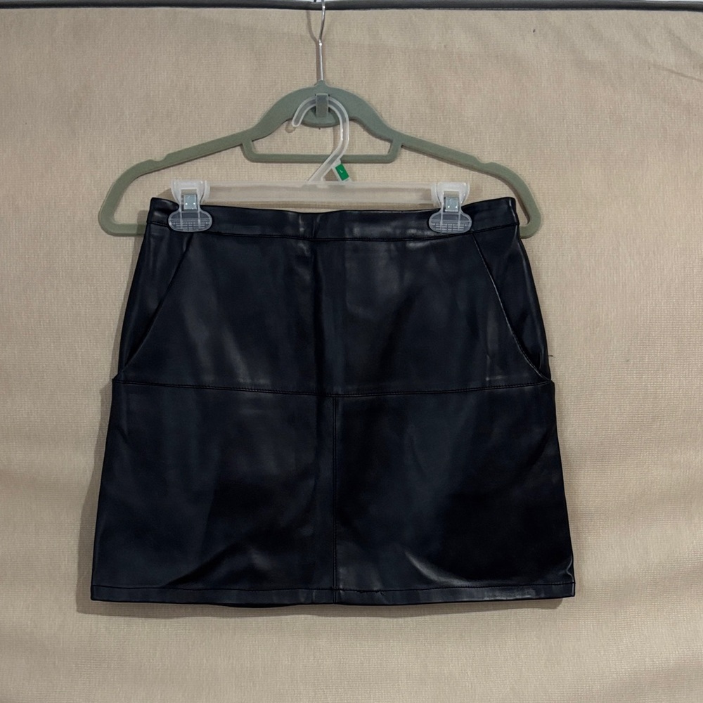 Black Leather Mini Skirt with pockets